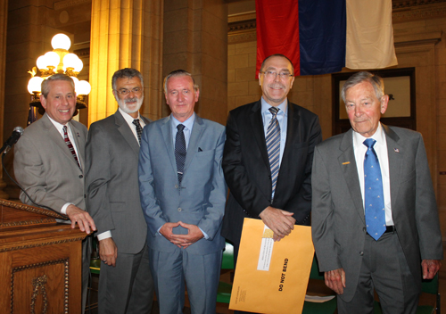 Mike Polensek, Mayor Frank Kackson, Minister Gorazd Žmavc, Ambassador Božo Cerar and Senator George Voinovich
